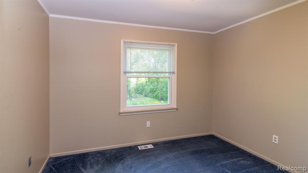 41700 Riggs Road Belleville, MI 48111 - Photo 23 of 47
