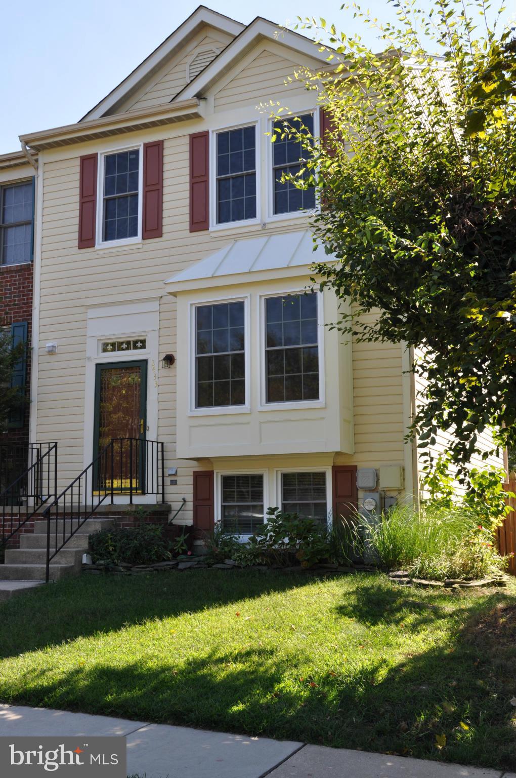 2433 Warm Spring Way Odenton, MD 21113 - Photo 1 of 28 Front of Main House