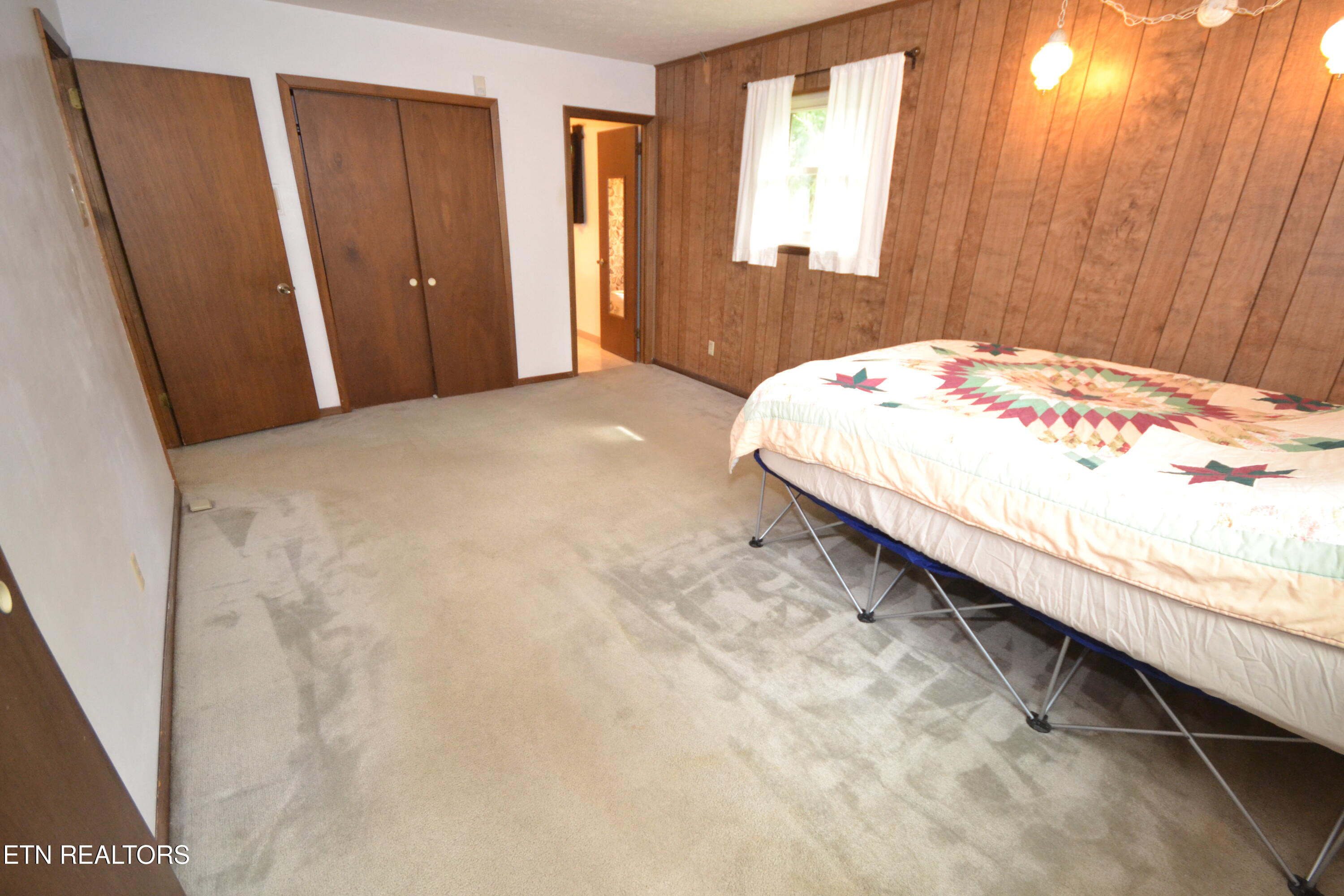 6703 Cate Road Powell, TN 37849 - Photo 16 of 23 Primary Bedroom