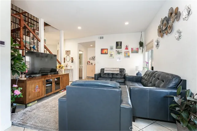 $925,000 | 985 Brandon Avenue, Simi Valley, CA 93065