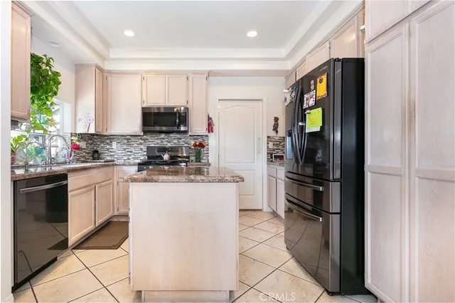 $925,000 | 985 Brandon Avenue, Simi Valley, CA 93065