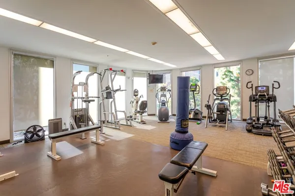 $4,550 | 800 West 1st Street, Unit 1105, Los Angeles, CA 90012