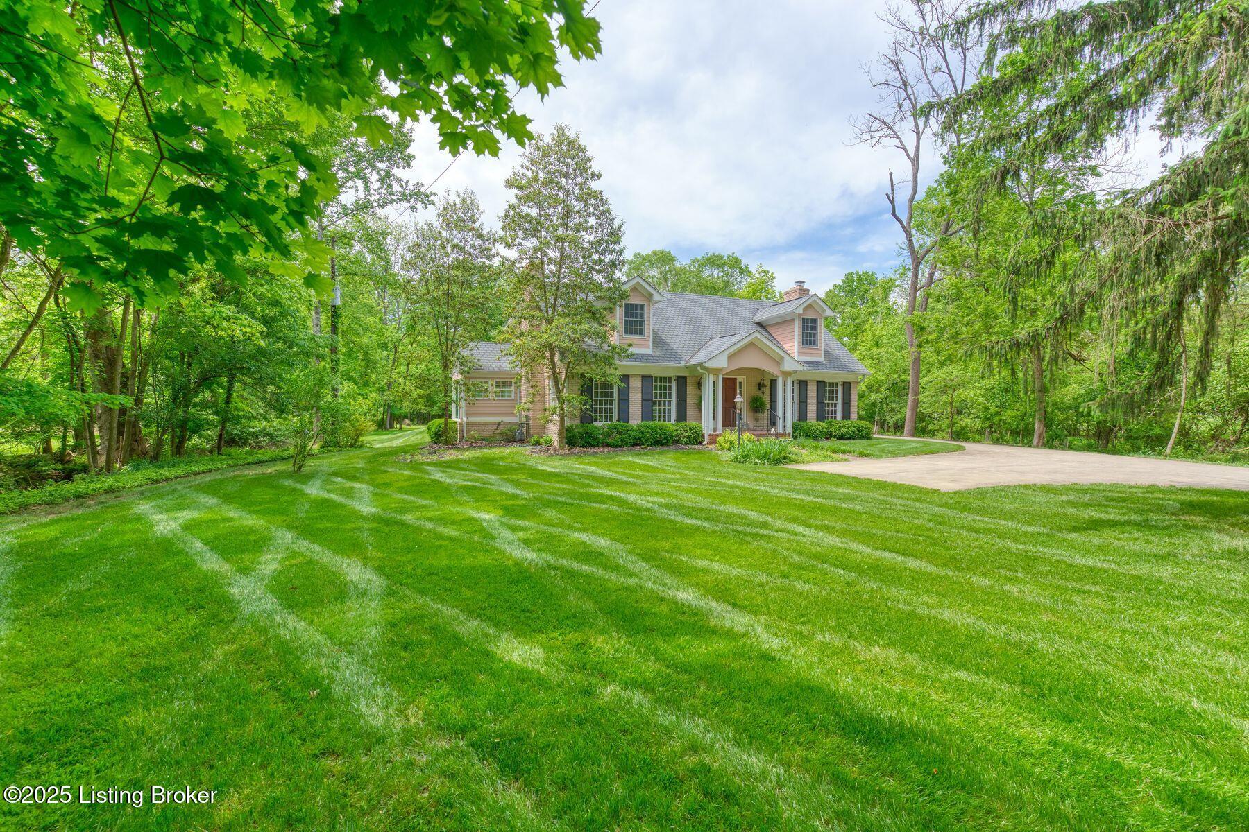 1802 Evergreen Road Anchorage, KY 40223 - Photo 5 of 85 photo_online_005