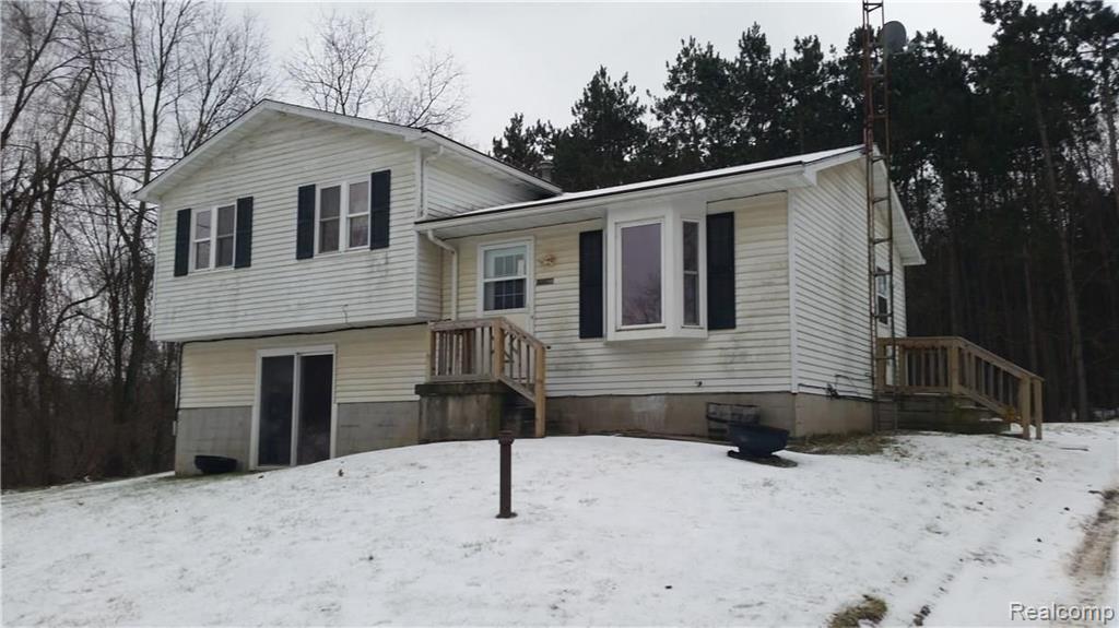 12290 West Coldwater Road Columbiaville, MI 48421 - Photo 2 of 17