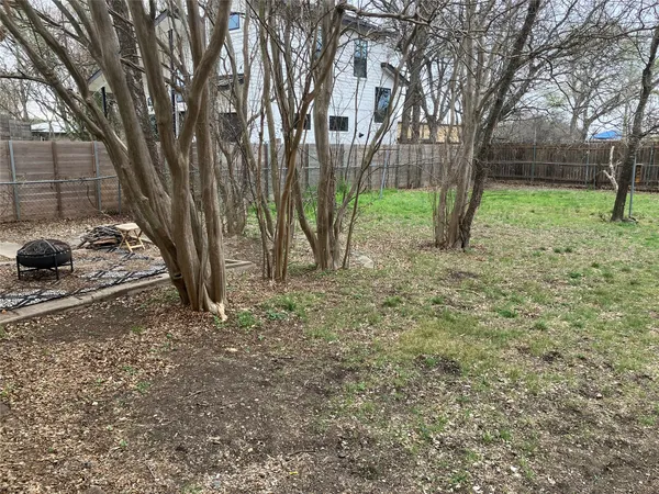 $1,695 | 611 Clifford Drive, Austin, TX 78745