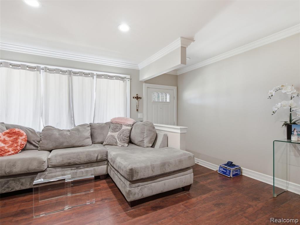 33367 Elgin Court Sterling Heights, MI 48310 - Photo 18 of 32 Gallery Image 18