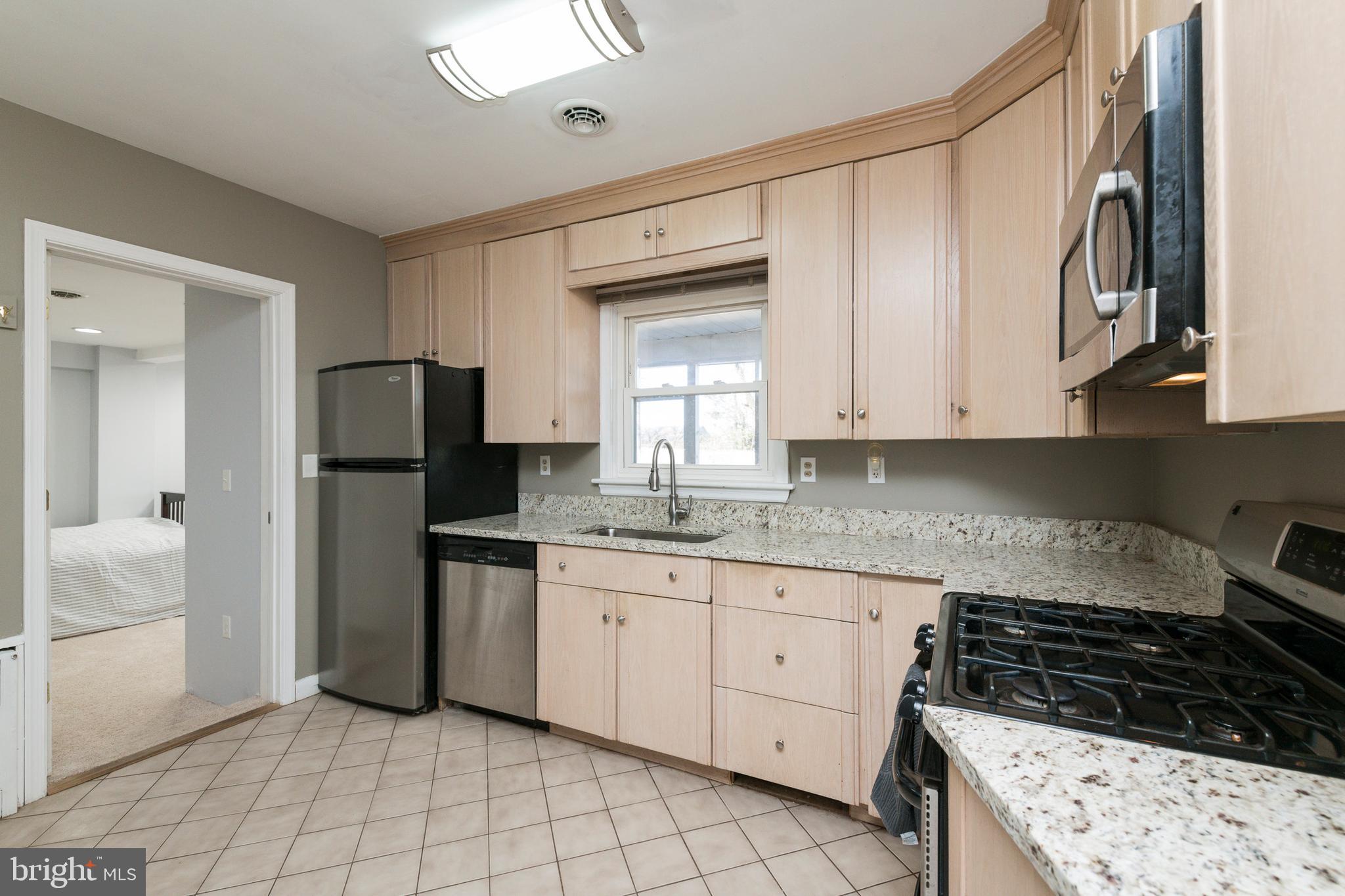 44 Ridge Road Westminster, MD 21157 - Photo 11 of 28 Updated Kitchen with Stainless Appliances