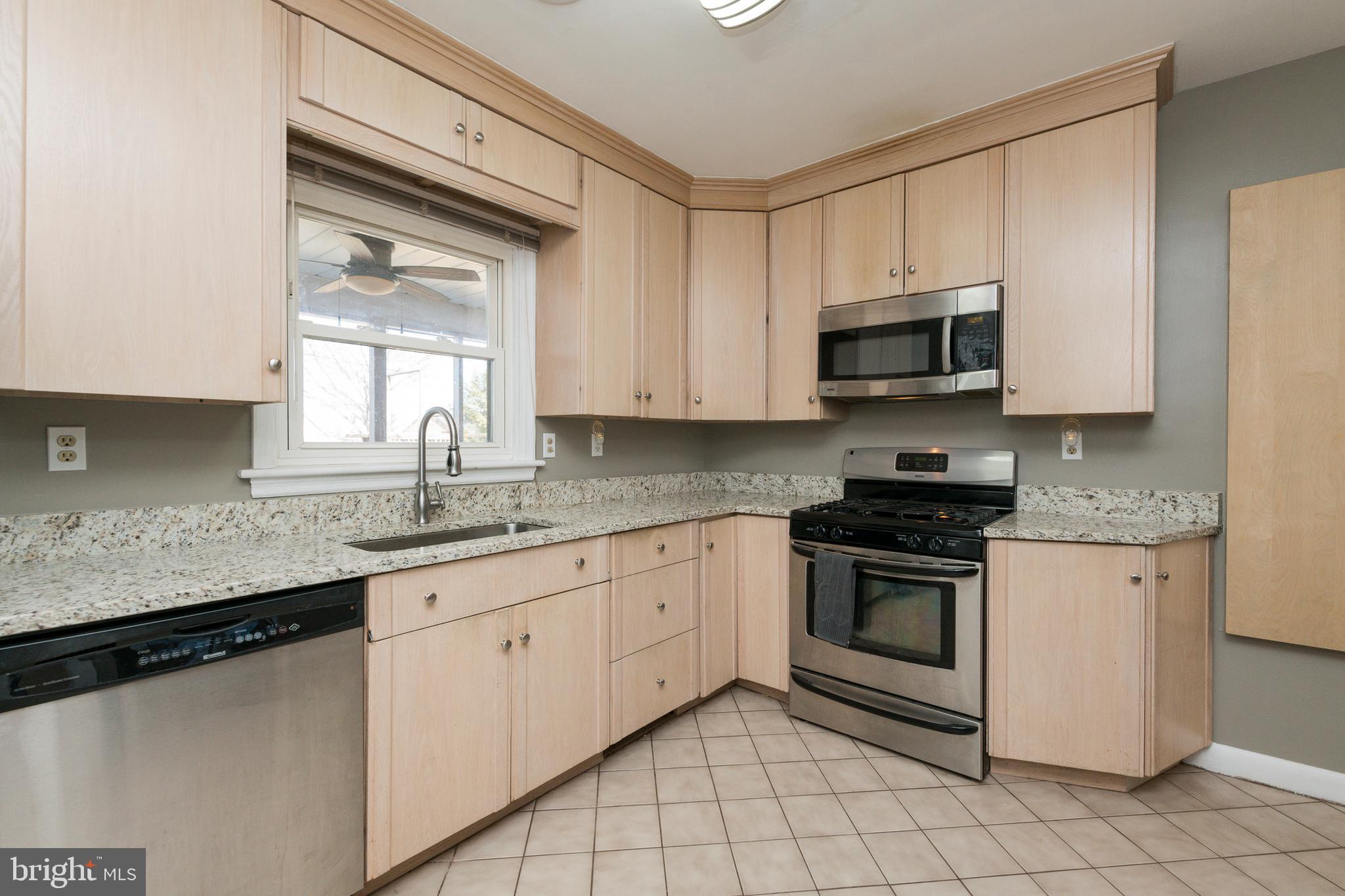 44 Ridge Road Westminster, MD 21157 - Photo 12 of 28 Kitchen