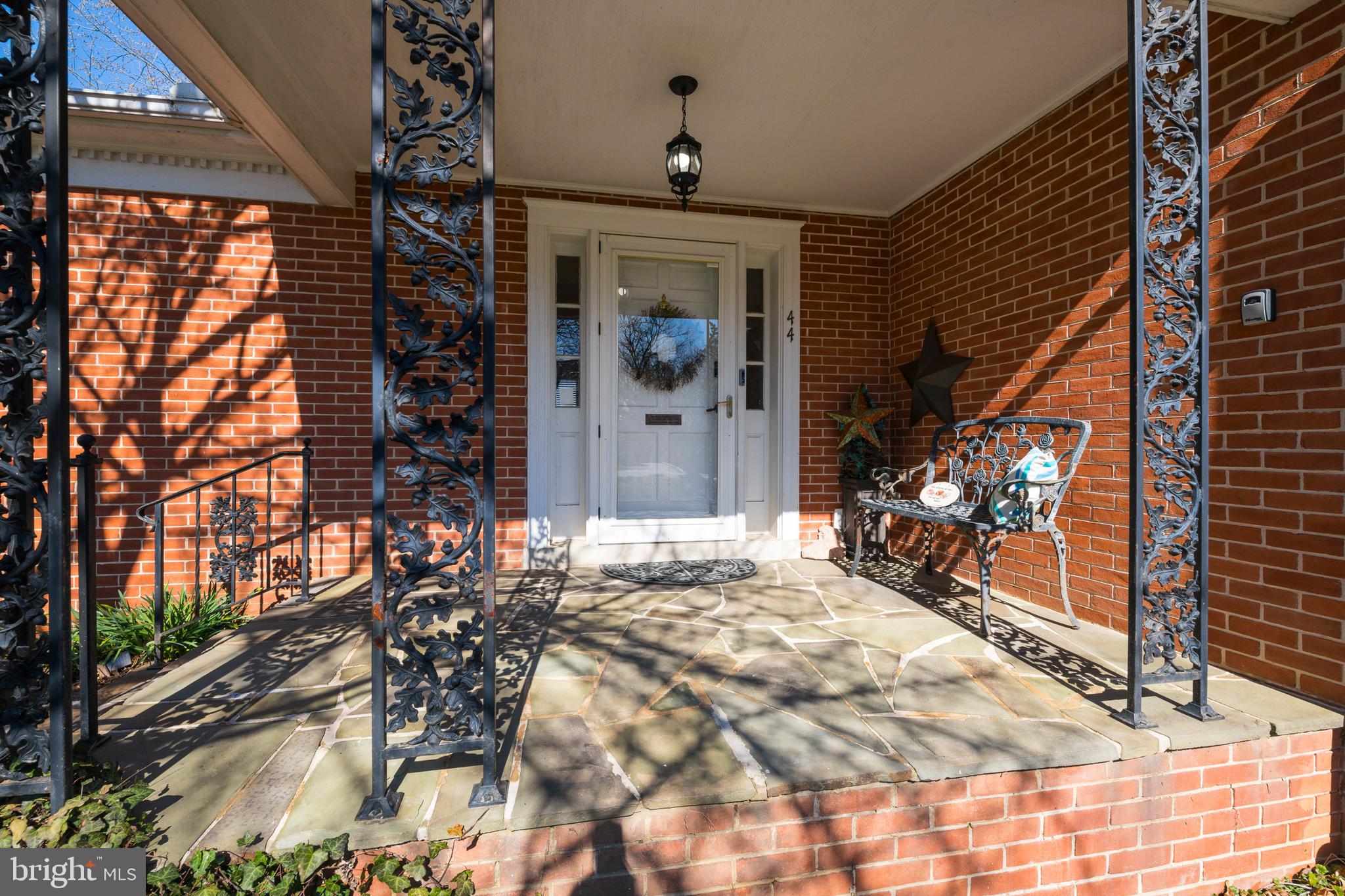 44 Ridge Road Westminster, MD 21157 - Photo 4 of 28 Welcoming Front Porch