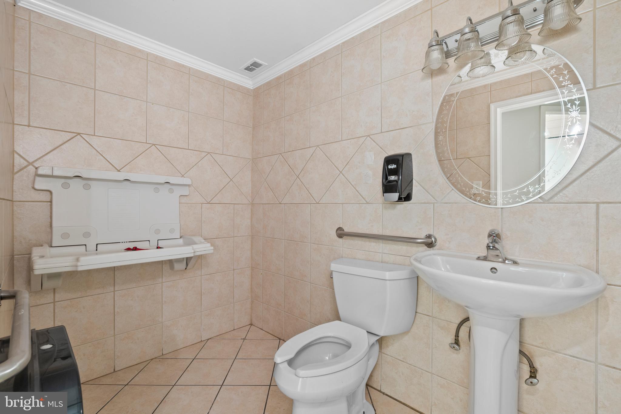 1120 St Paul Street, Unit 3 Baltimore, MD 21202 - Photo 21 of 31