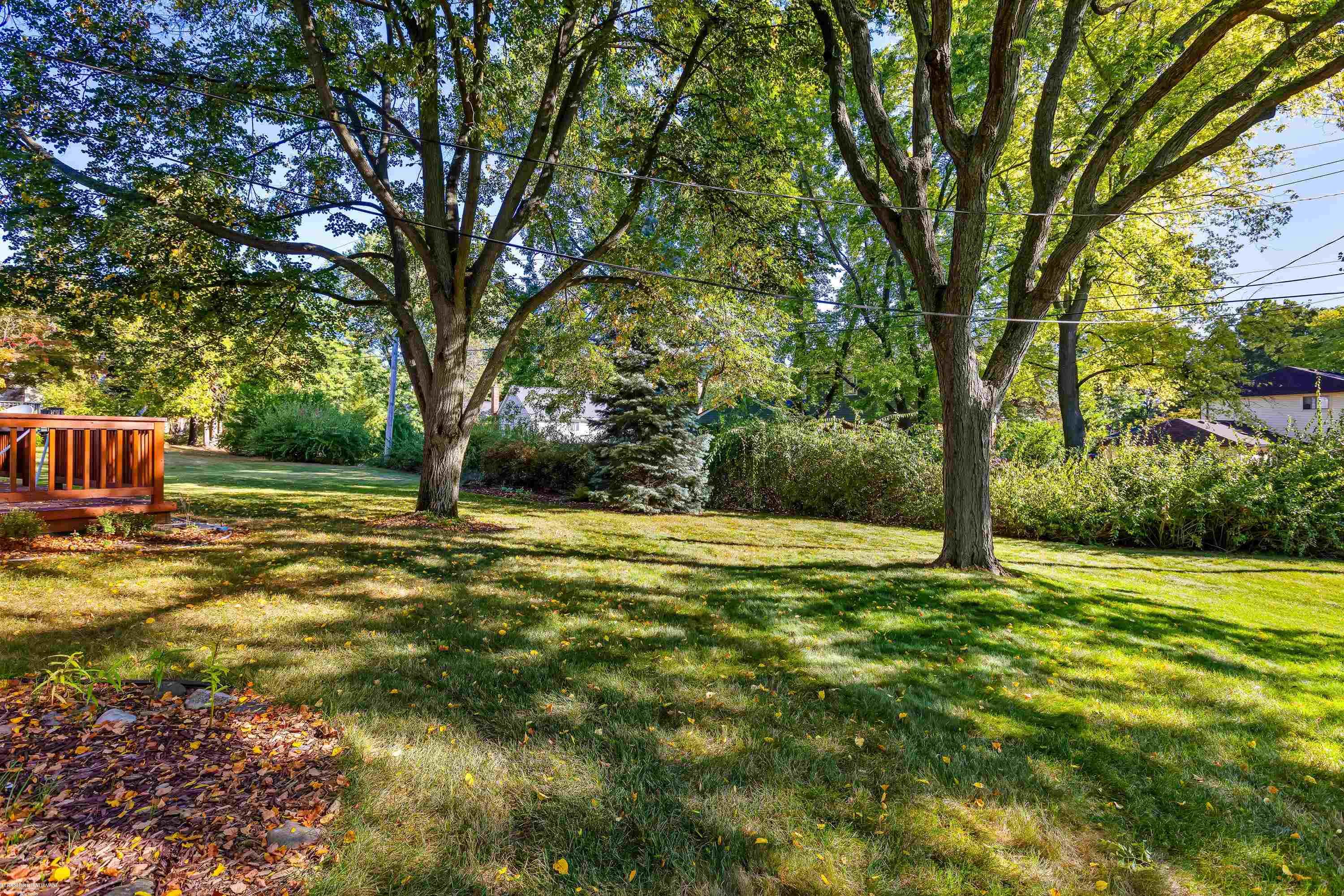 681 Lake Forest Road Rochester Hills, MI 48309 - Photo 33 of 41