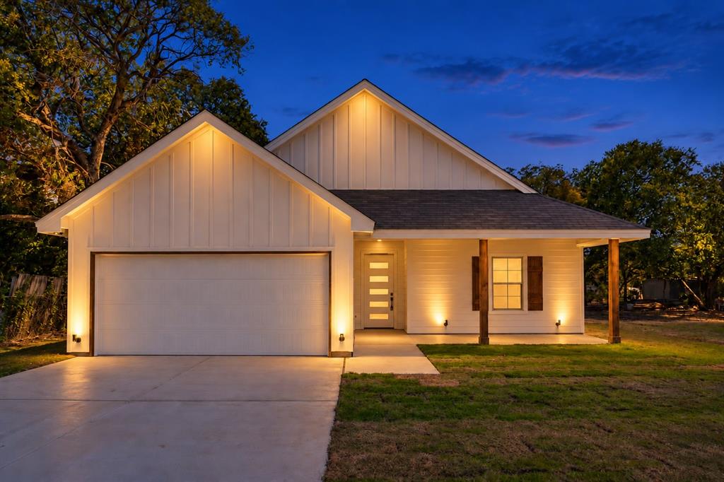 1104 Boone Street Cleburne, TX 76031 - Photo 1 of 30 Gallery Image 1