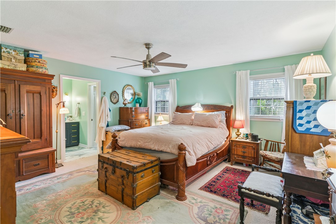 219 Five Pounds Road St. Simons Island, GA 31522 - Photo 12 of 29 Large Primary Bedroom