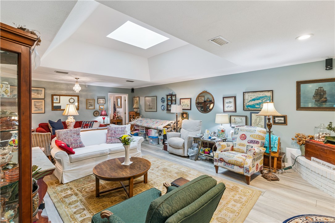 219 Five Pounds Road St. Simons Island, GA 31522 - Photo 10 of 29 Generous space!