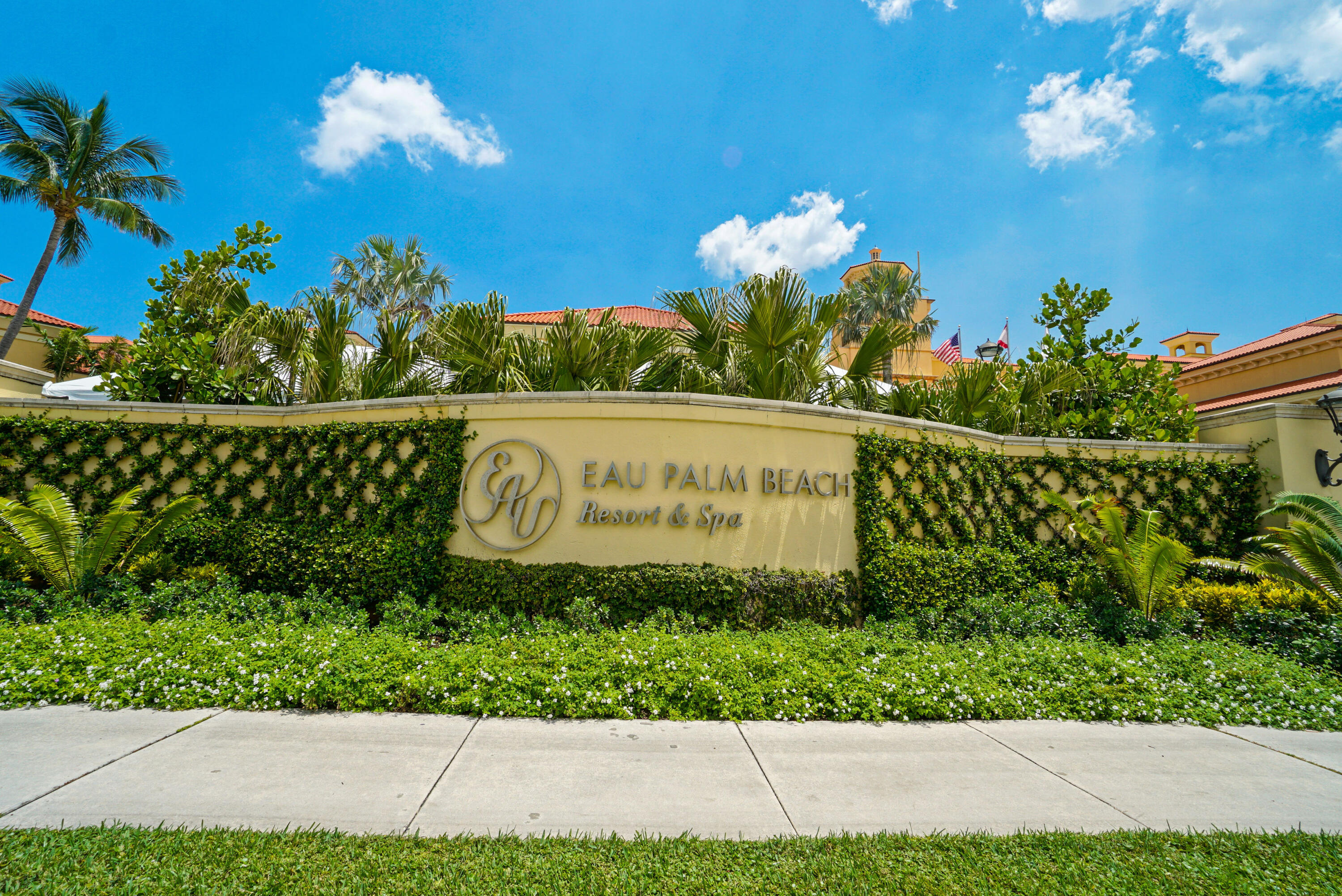 3540 South Ocean Boulevard, Unit 611 South Palm Beach, FL 33480 - Photo 26 of 27 a sign on the side of a road