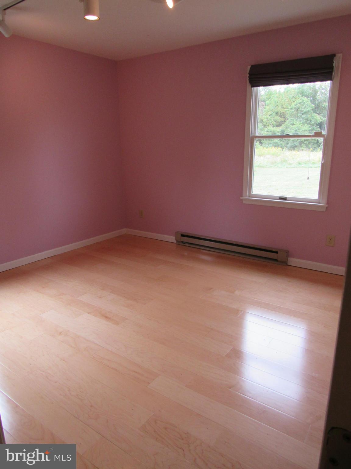 13050 Scott Road Waynesboro, PA 17268 - Photo 14 of 30 Bedroom