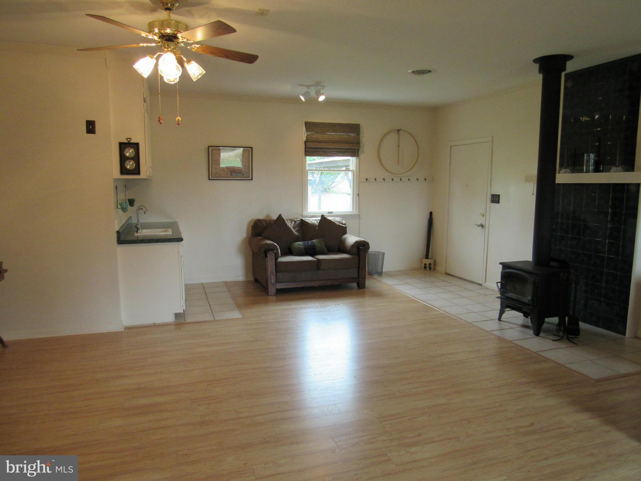 13050 Scott Road Waynesboro, PA 17268 - Photo 4 of 30 Living Room