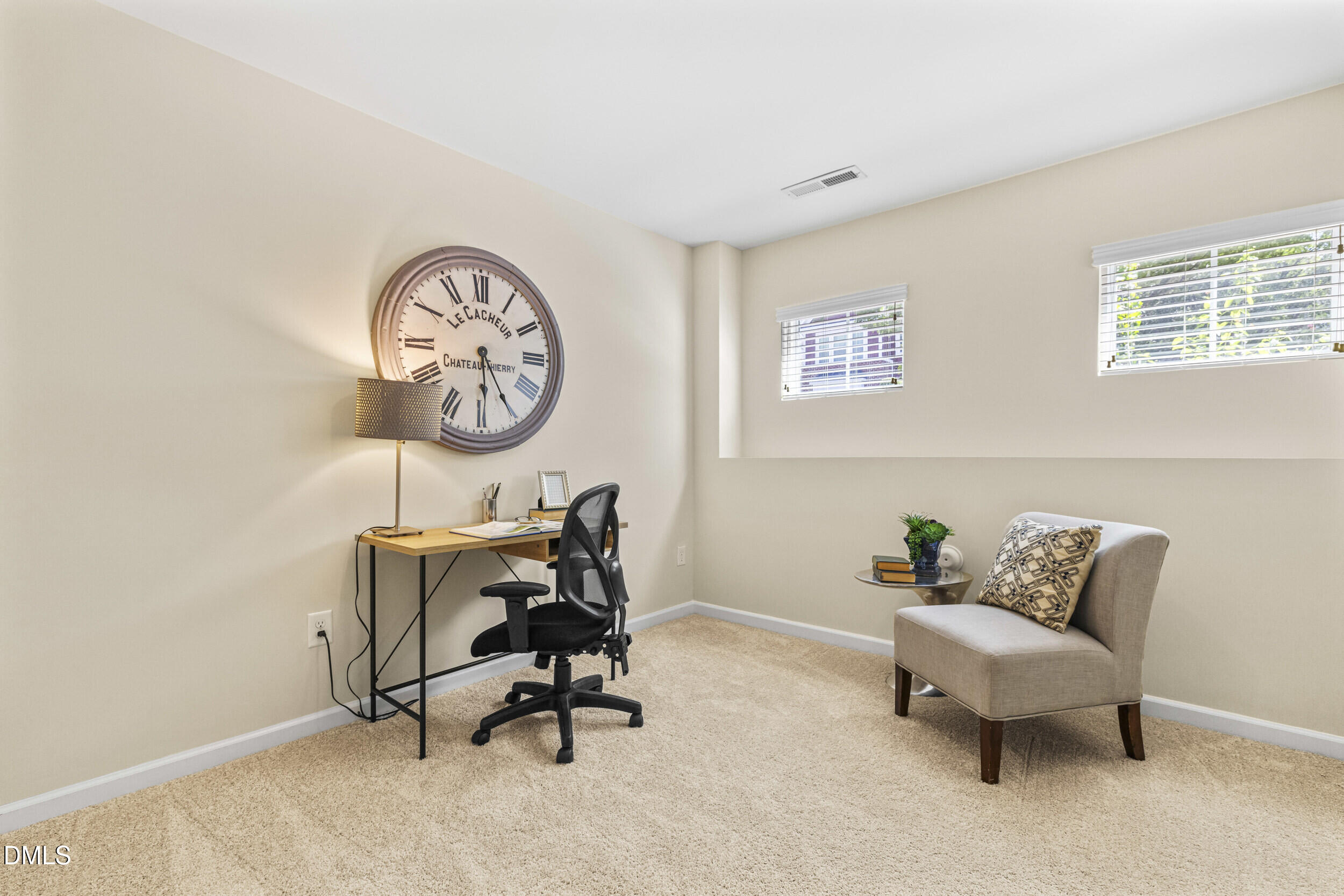 1529 Crafton Way Raleigh, NC 27607 - Photo 16 of 48 37_5i3a1903