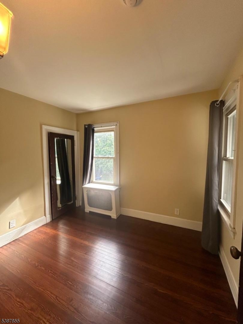 1089 Arlington Avenue Teaneck, NJ 07666 - Photo 5 of 5