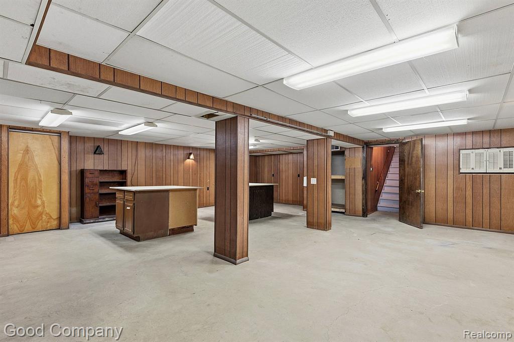 32848 Rugby Drive Warren, MI 48088 - Photo 27 of 42