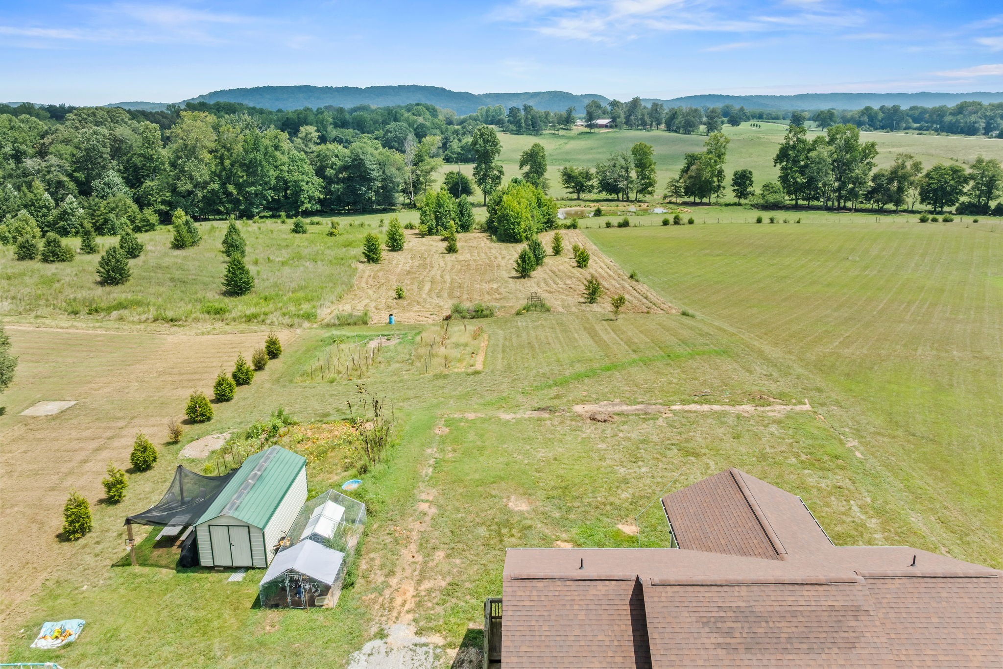 13723 Old Kentucky Road Walling, TN 38587 - Photo 26 of 34 a view of an outdoor space and mountain view