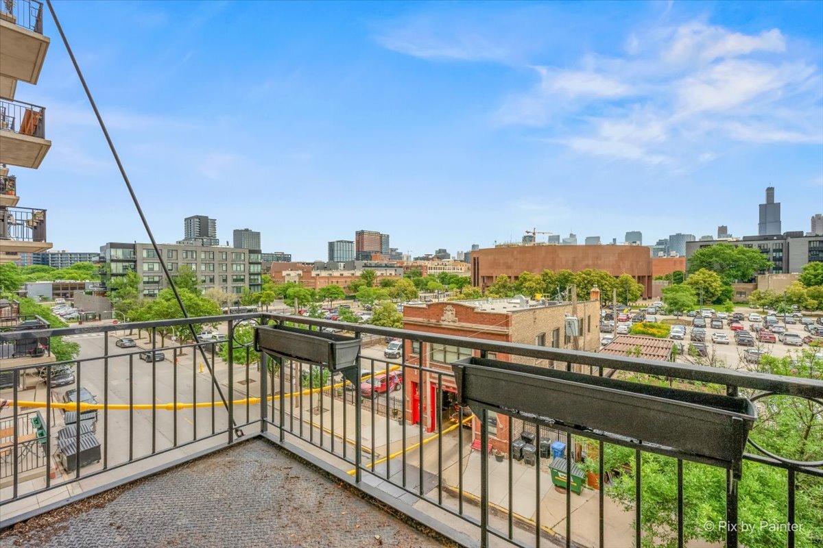 1500 West Monroe Street, Unit 422 Chicago, IL 60607 - Photo 4 of 28