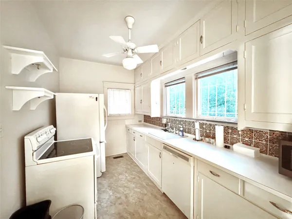 $3,250 | 1016 West Alabama Street, Houston, TX 77006