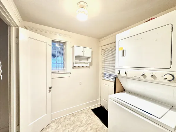 $3,250 | 1016 West Alabama Street, Houston, TX 77006