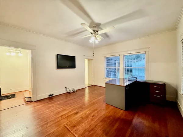 $3,250 | 1016 West Alabama Street, Houston, TX 77006