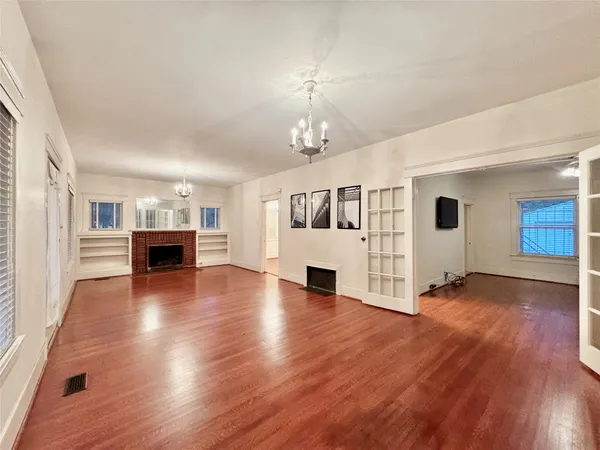 $3,250 | 1016 West Alabama Street, Houston, TX 77006