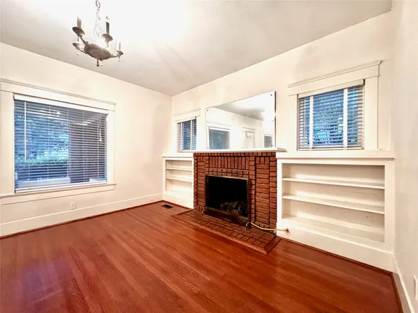 $3,250 | 1016 West Alabama Street, Houston, TX 77006