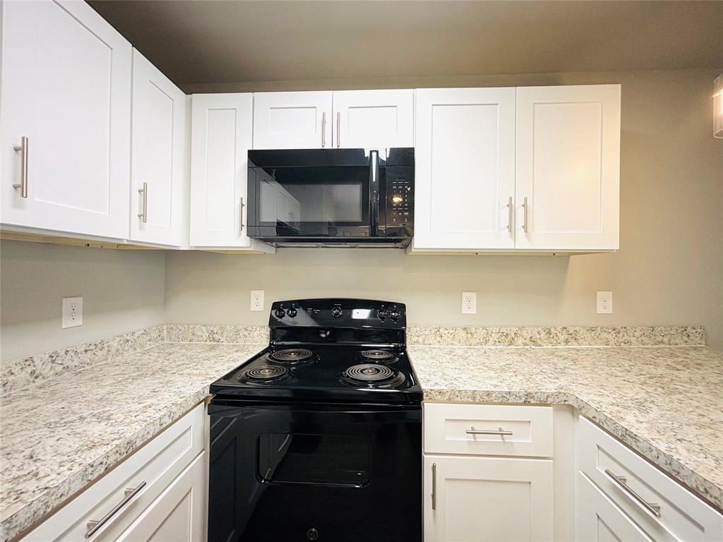6108 Abrams Road, Unit 202 Dallas, TX 75231 - Photo 7 of 18 Gallery Image 7