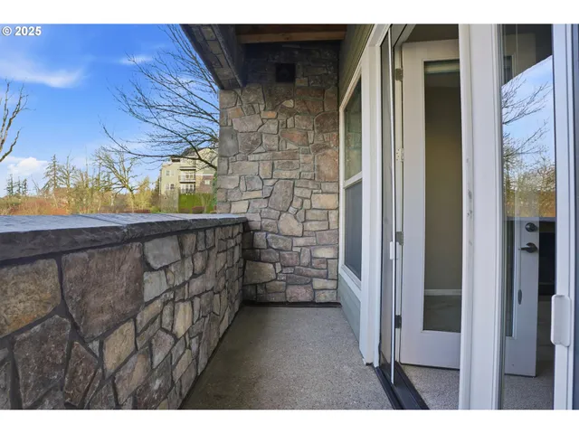 $369,000 | 11703 Southeast Crested Eagle Lane, Happy Valley, OR 97086