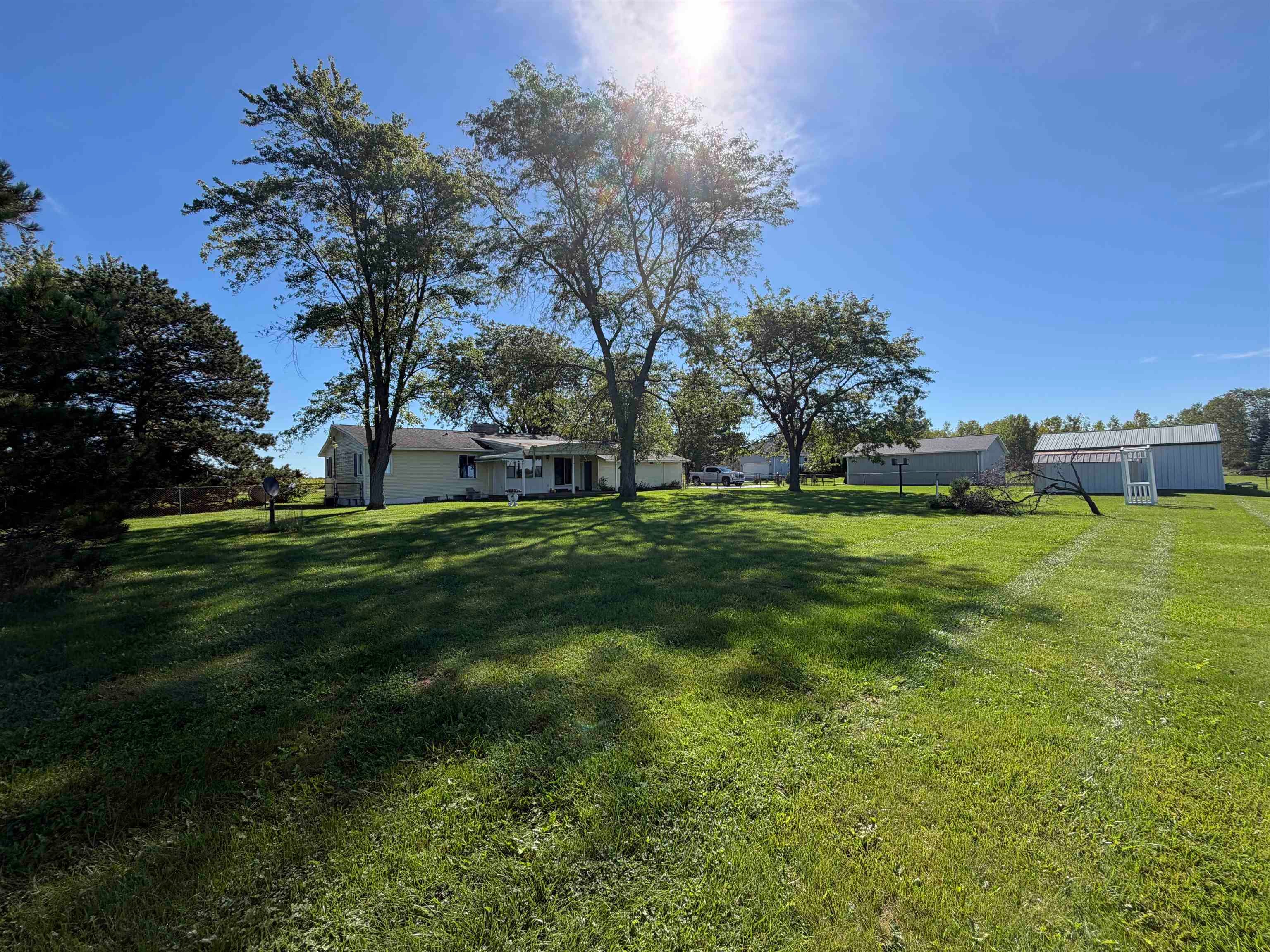 9344 South Nichols Road Gaines, MI 48436 - Photo 7 of 26 Gallery Image 7