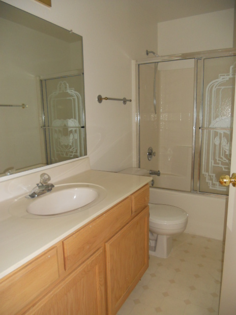 549 West Silver Creek Road Gilbert, AZ 85233 - Photo 15 of 19 Bath 2