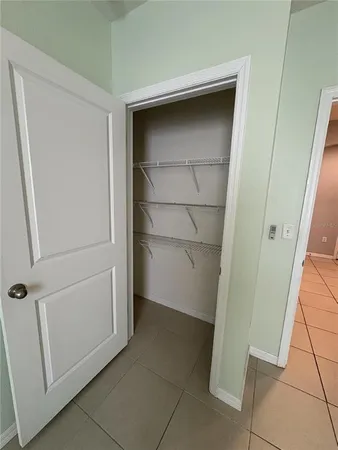 $2,195 | 8216 Bilston Village Lane, Gibsonton, FL 33534