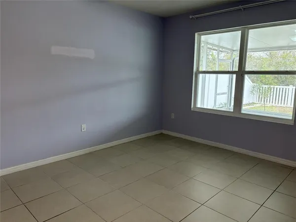 $2,195 | 8216 Bilston Village Lane, Gibsonton, FL 33534