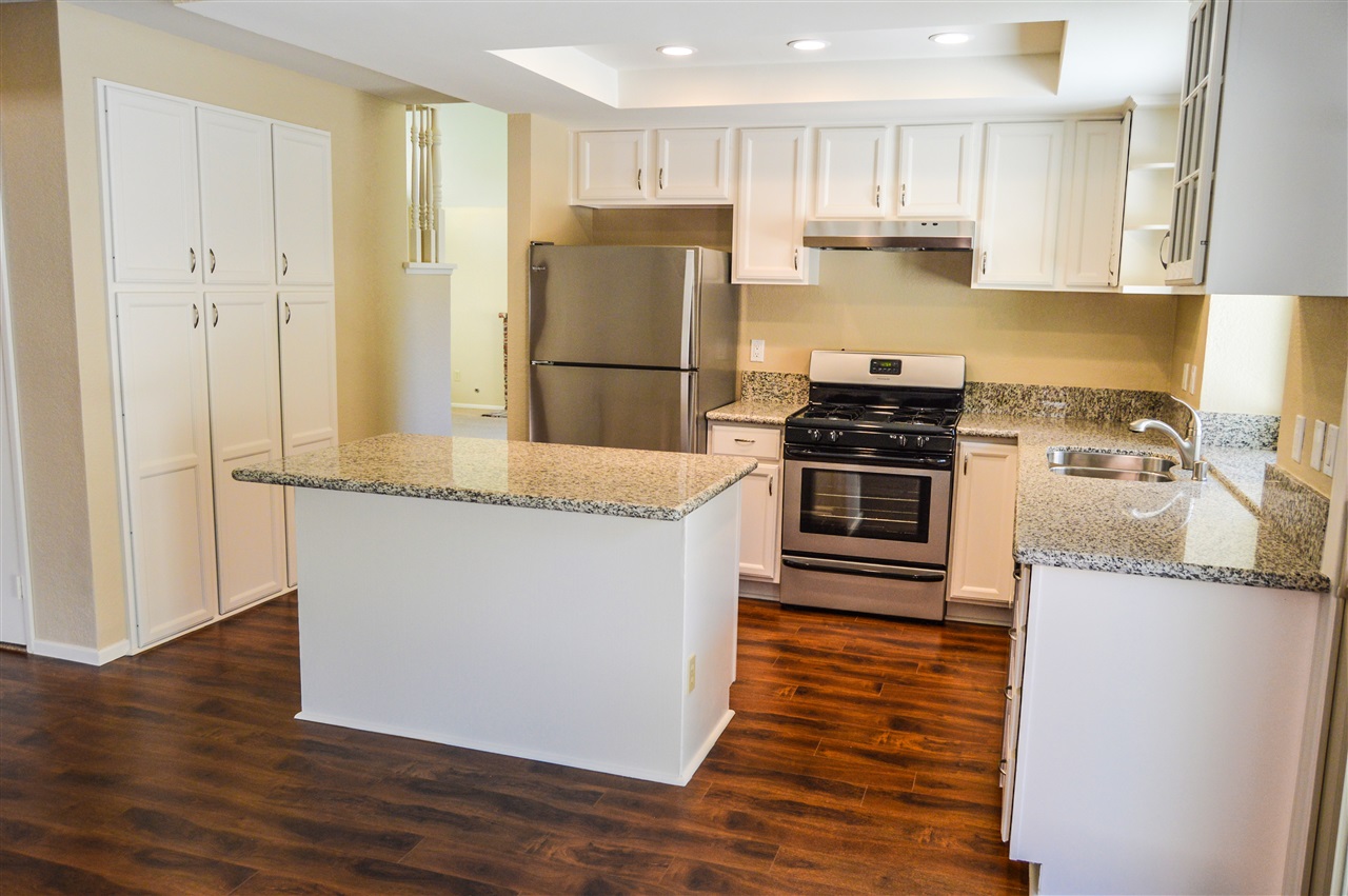 10204 Rock Point Way Spring Valley, CA 91977 - Photo 4 of 24
