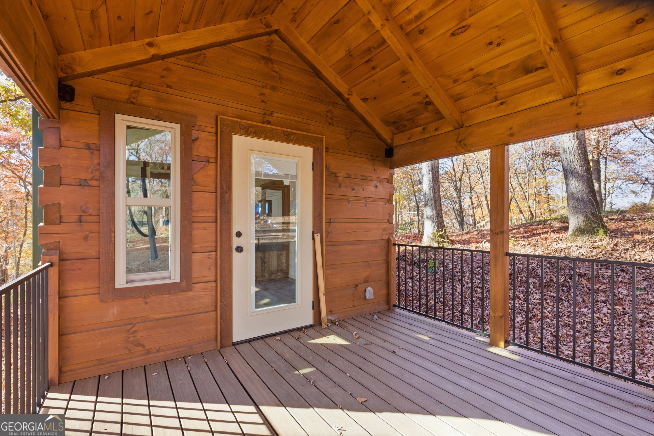 527 Saunders Road Franklin, NC 28734 - Photo 5 of 18