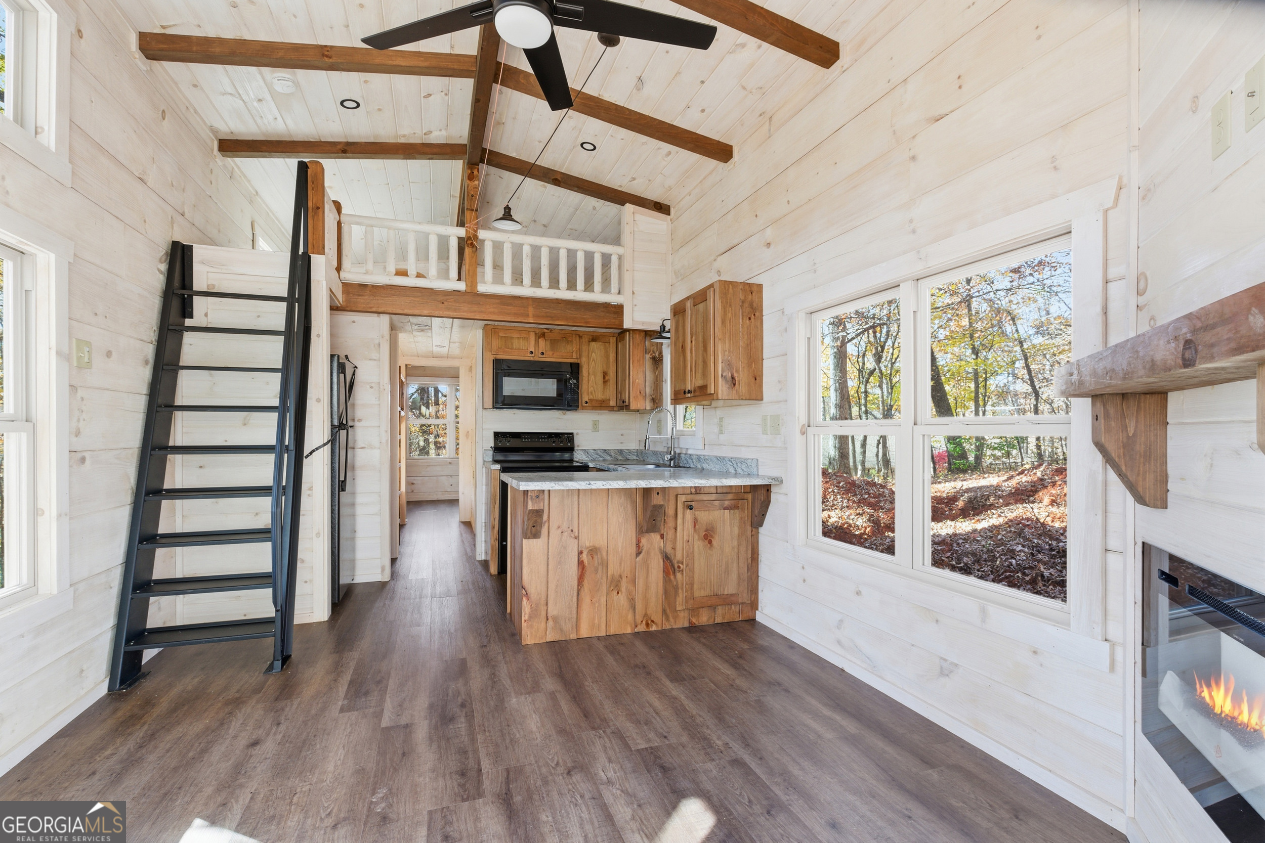 527 Saunders Road Franklin, NC 28734 - Photo 6 of 18