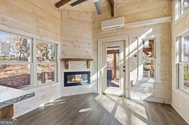 a view of a interior of the house