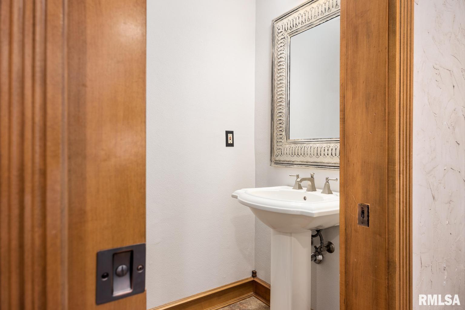 78 Diamond Point Morton, IL 61550 - Photo 13 of 79