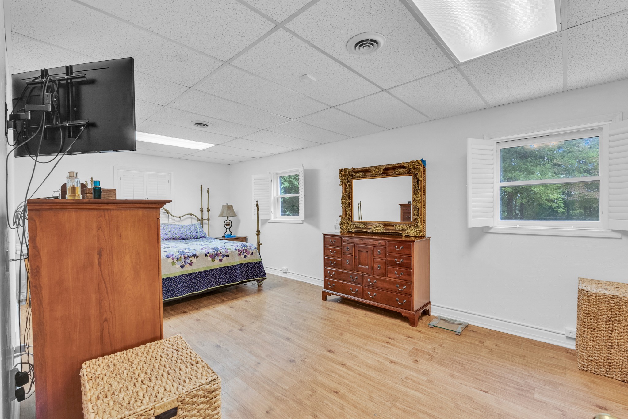 1389 Coconut Ridge Road Smithville, TN 37166 - Photo 30 of 39 a bedroom with furniture and window