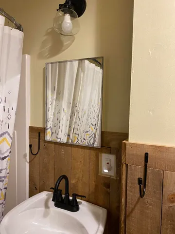 $125,000 | 607 Thayer Street, Flint, MI 48503