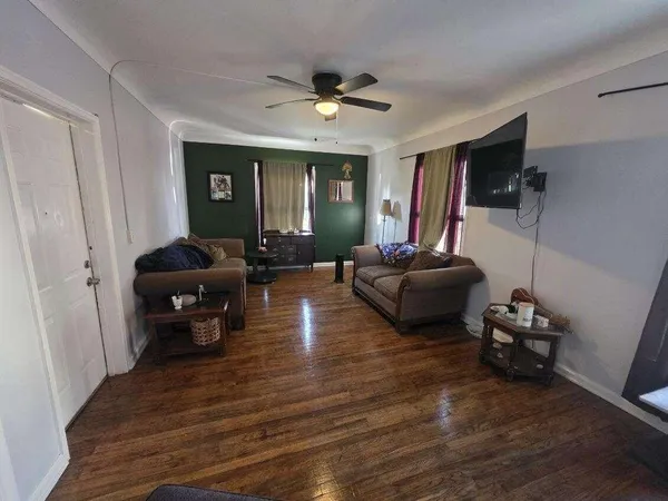 $109,990 | 607 Thayer Street, Flint, MI 48503