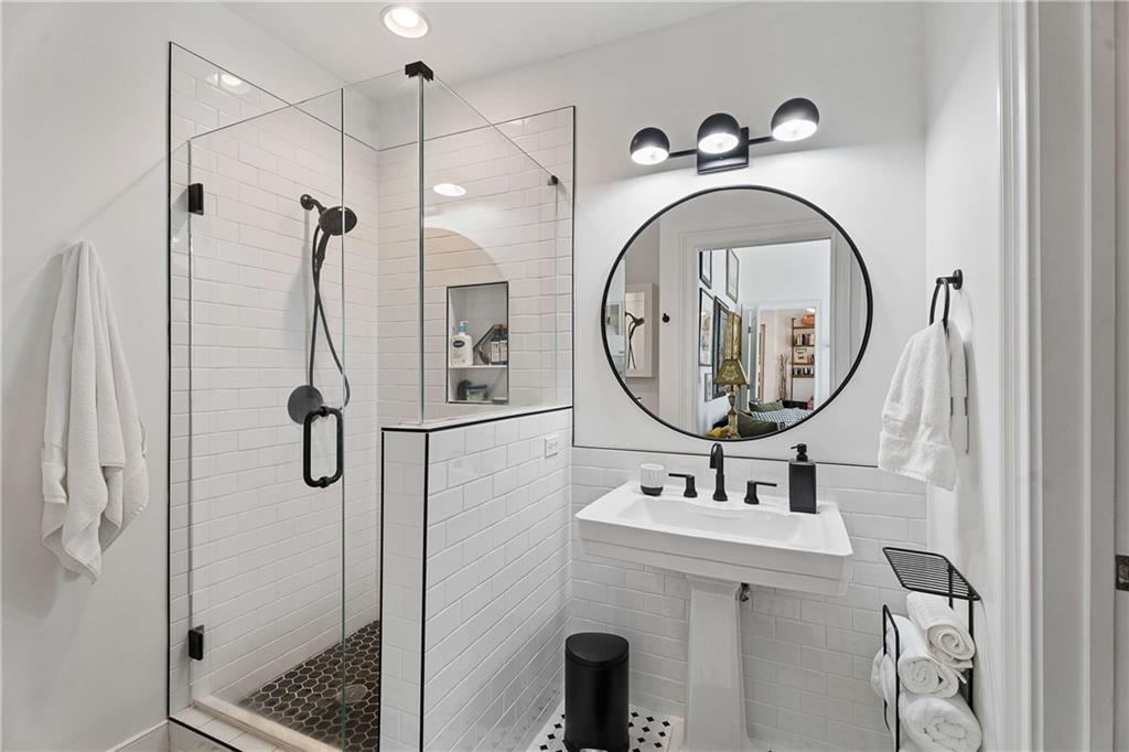 201 West Ponce De Leon Avenue, Unit 218 Decatur, GA 30030 - Photo 21 of 34