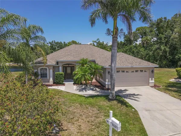 $565,000 | 4541 33rd Court East, Bradenton, FL 34203