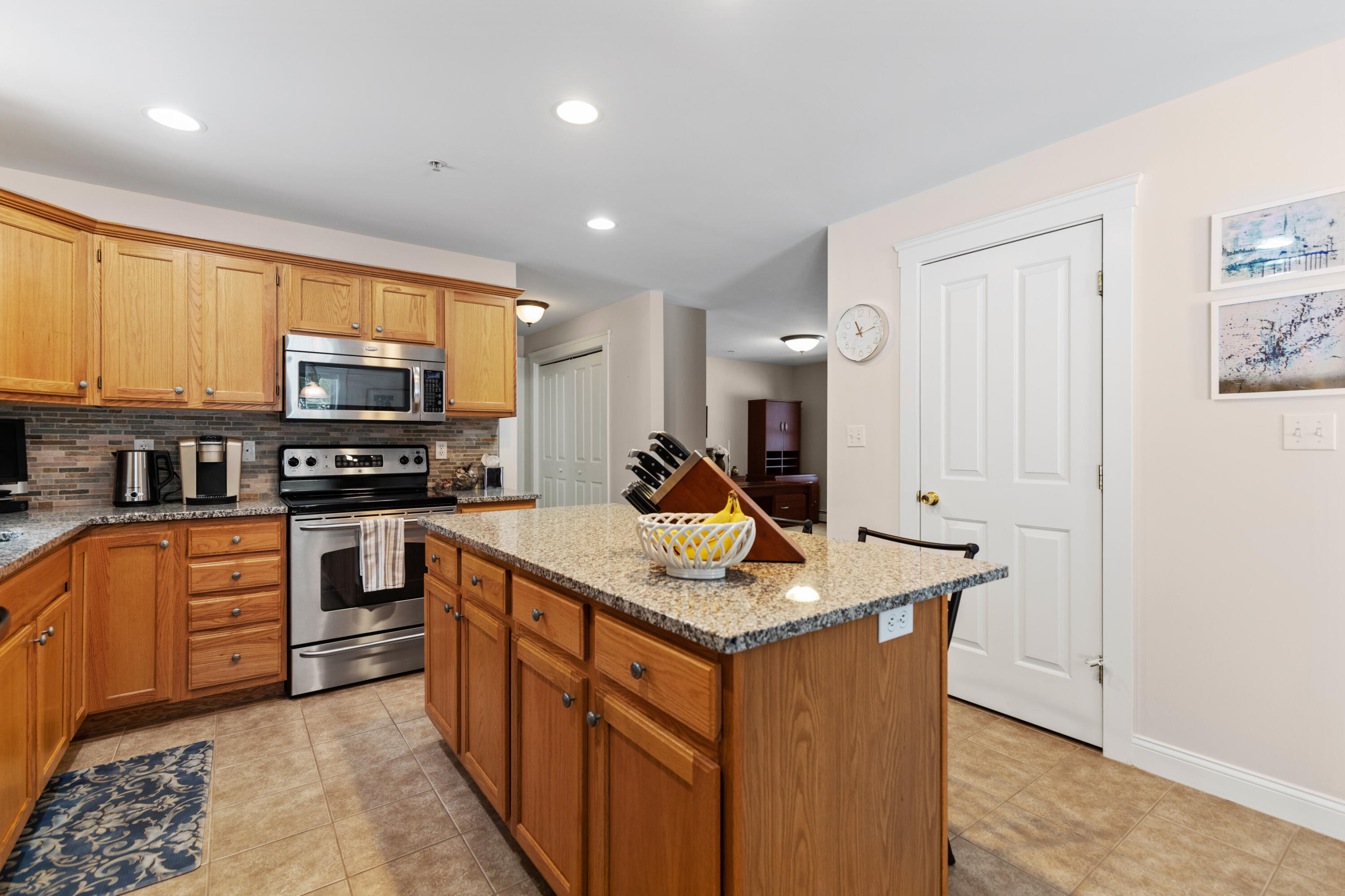 32 Fire Ln 23 Raymond, ME 04071 - Photo 20 of 39 32HiddenCoveRaymond_008