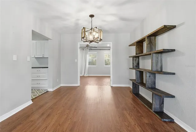 $324,900 | 203 West Poinsettia Street, Lakeland, FL 33803