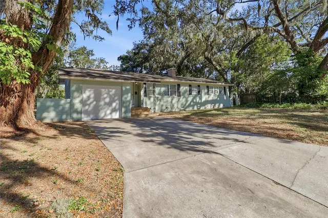 $324,900 | 203 West Poinsettia Street, Lakeland, FL 33803